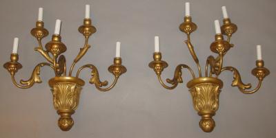 A Pair of Gilded Wood Sconces with Five Lights featuring acanthus leaves