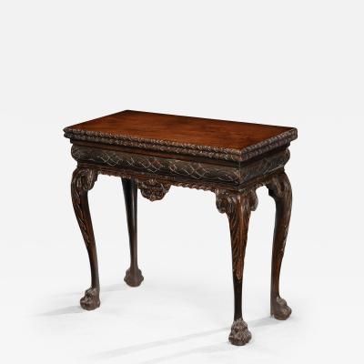 A RARE GEORGE II MAHOGANY TEA TABLE
