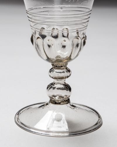 A SMALL FACON DE VENISE WINE GLASS