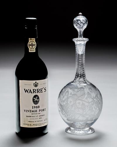 A SUPERBLY ENGRAVED DECANTER DECORATED WITH FRUIT TREES BIRD BUTTERFLY