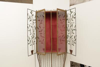 A Scotto A Scotto Signed Showcase With Floral Metal Decoration