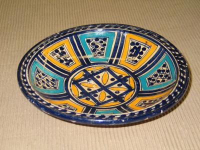 A Set of 3 Hand Painted Dishes Bowls