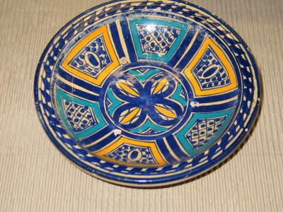 A Set of 3 Hand Painted Dishes Bowls