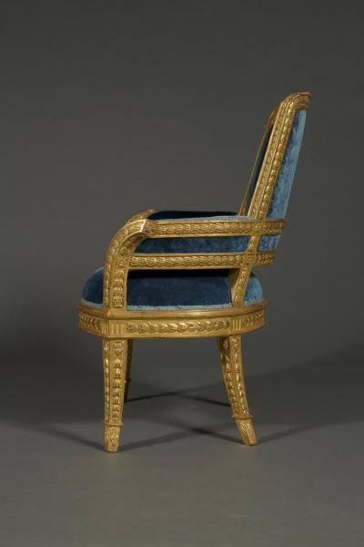 A Superb Neoclassical Giltwood Armchair of Impressive Scale
