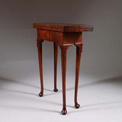 A Unique Early 18th Century Diminutive George I Figured Walnut Bachelors Table