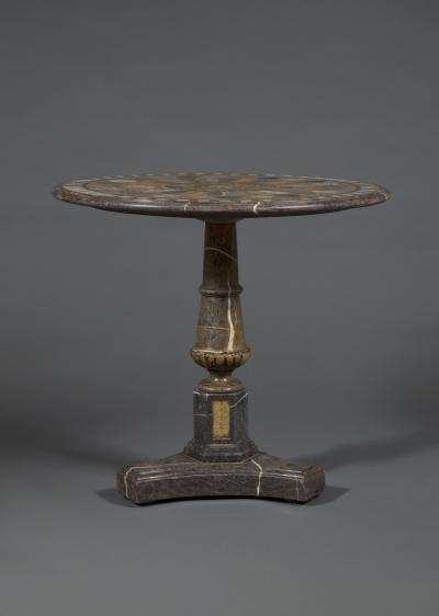 A VERY RARE HARDSTONE AND MARBLE INLAID SPECIMEN PRESENTATION CENTER TABLE