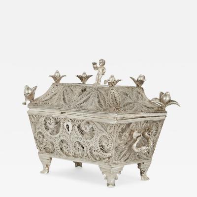 A continental early 20th century silver filigree box