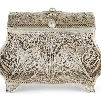 A continental silver filigree decorative flower box