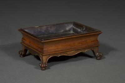 A pair rosewood tabletop jardinieres of highly unusual suiban form