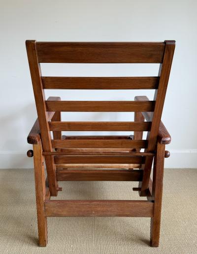ADJUSTABLE ARMCHAIR
