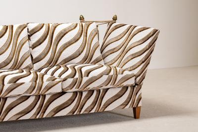 ADJUSTABLE SOFA