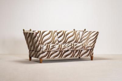 ADJUSTABLE SOFA