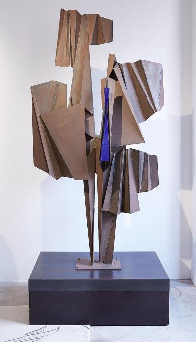 ALAN GOLDSTEIN LARGE STEEL AND ENAMEL ABSTRACT SCULPTURE BY ALAN GOLDSTEIN