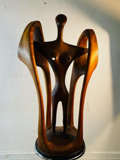 AMAZING MODERNIST ABSTRACT NUDE WOODEN SCULPTURE