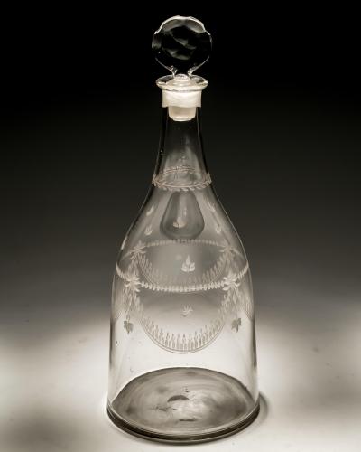 AN ENGRAVED CONTINENTAL MAGNUM TAPERED DECANTER
