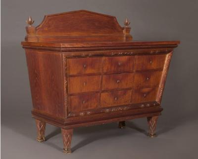 AN INTERESTING ARTS AND CRAFTS OAK COMMODE