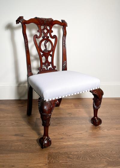 AN IRISH GEORGE II MAHOGANY SIDE CHAIR