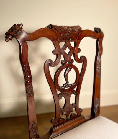 AN IRISH GEORGE II MAHOGANY SIDE CHAIR