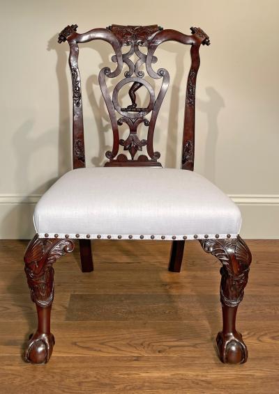 AN IRISH GEORGE II MAHOGANY SIDE CHAIR