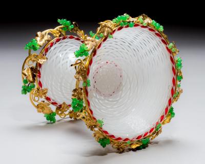 AN ORMOLU MOUNTED ST LOUIS LATACINO COMPORT