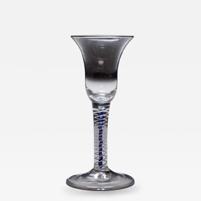 AN UNCOMMON COLOUR TWIST