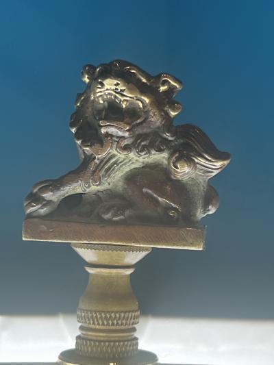 ANTIQUE BRONZE CHINESE INCENSE BURNER LAMP WITH IMPRESSIVE BRONZE FOO DOG FINIAL