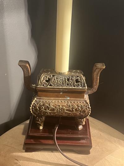 ANTIQUE BRONZE CHINESE INCENSE BURNER LAMP WITH IMPRESSIVE BRONZE FOO DOG FINIAL