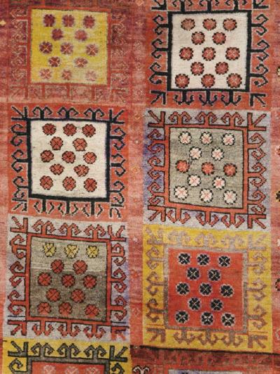 ANTIQUE EAST TURKESTAN KHOTAN GALLERY RUG