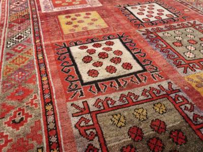 ANTIQUE EAST TURKESTAN KHOTAN GALLERY RUG