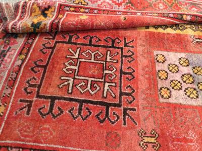 ANTIQUE EAST TURKESTAN KHOTAN GALLERY RUG