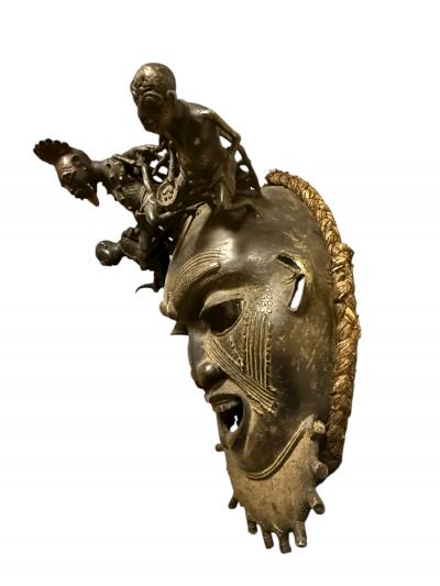 ANTIQUE HIGHLY DECORATED BRONZE AFRICAN CEREMONIAL MASK