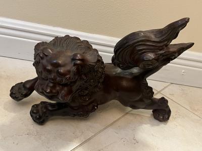 ANTIQUE PATINATED IRON FOO DOG WITH GILT BALL WITH FLOWERS SCULPTURE