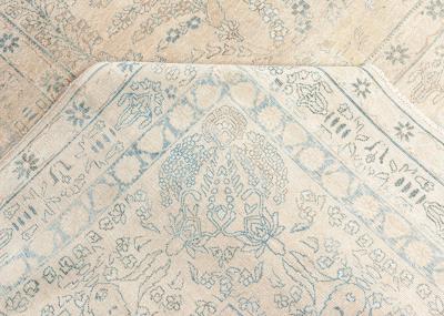 ANTIQUE PERSIAN KIRMAN RUG