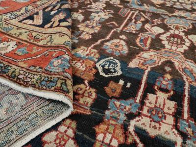 ANTIQUE PERSIAN MAHAL CARPET