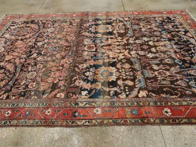 ANTIQUE PERSIAN MAHAL CARPET