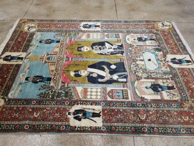 ANTIQUE PERSIAN PICTORIAL TABRIZ RUG