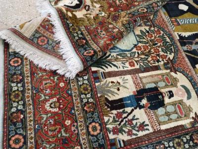 ANTIQUE PERSIAN PICTORIAL TABRIZ RUG