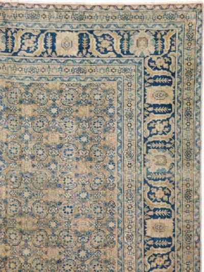 ANTIQUE PERSIAN TABRIZ CARPET