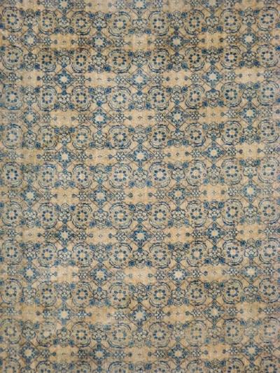 ANTIQUE PERSIAN TABRIZ CARPET