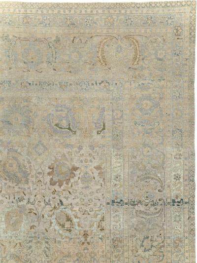 ANTIQUE PERSIAN TABRIZ CARPET