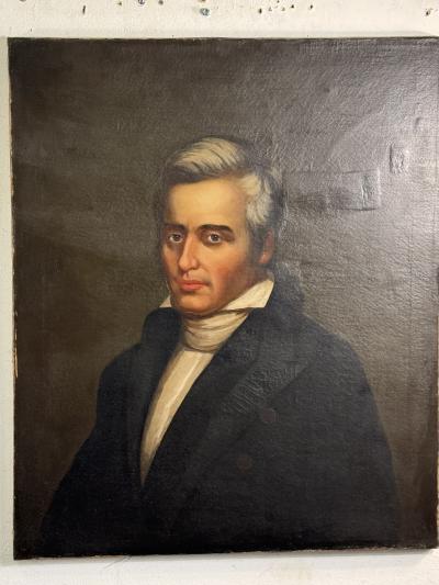 ANTIQUE PORTRAIT OF A GENTLEMAN