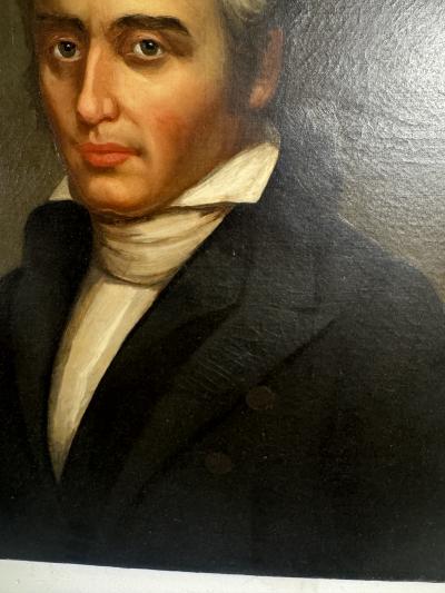 ANTIQUE PORTRAIT OF A GENTLEMAN