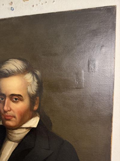 ANTIQUE PORTRAIT OF A GENTLEMAN