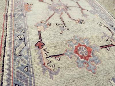 ANTIQUE TURKISH OUSHAK RUNNER