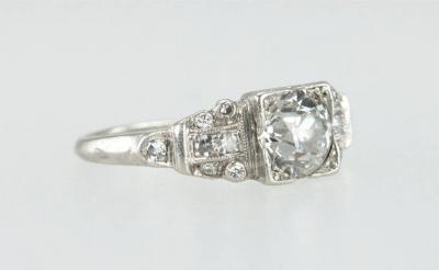 ART DECO 1 14 CARAT DIAMOND PLATINUM ENGAGEMENT RING