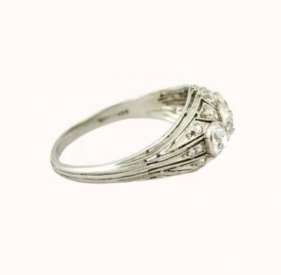 ART DECO 3 STONE DIAMOND AND PLATINUM RING
