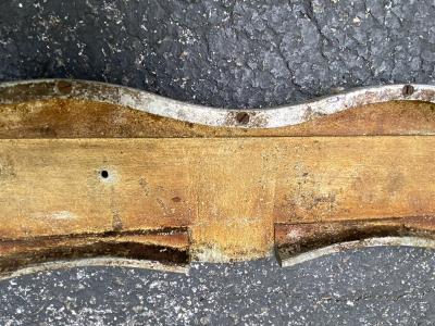 ART DECO ALUMINUM WAVE DESIGN FRAME TRIM