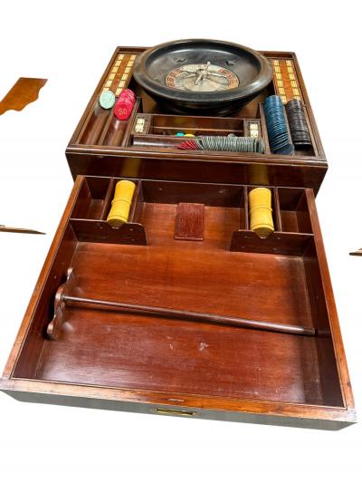 ART DECO BURLWOOD ROULETTE POP UP TABLE