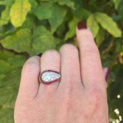 ART DECO DIAMOND AND RUBY CLUSTER PLATINUM RING