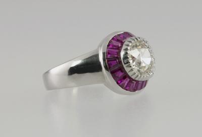 ART DECO DIAMOND AND RUBY CLUSTER PLATINUM RING